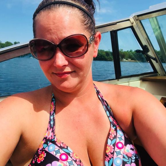 Meet your Posher, Kristi campbell - Picture 1 of 1